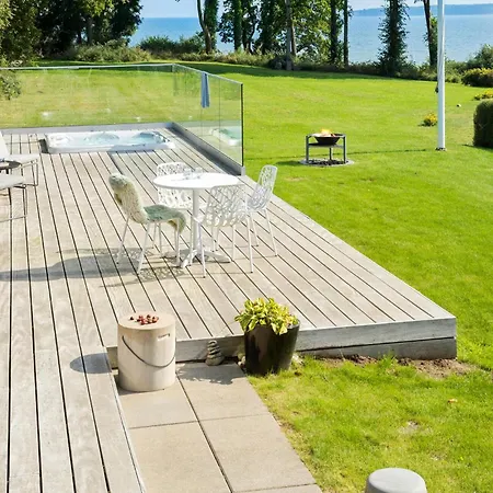 Dom wakacyjny 3 Bedroom Awesome In Juelsminde *