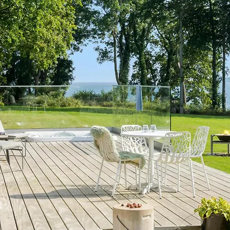 3 Bedroom Awesome In Juelsminde Dom wakacyjny *
